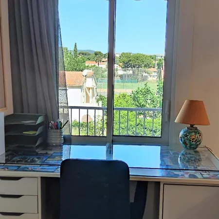 Apartamento Sur La Grande De La Ciotat, Calme, Climatise, Avec Garage Prive La Ciotat